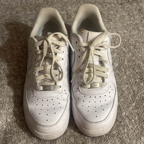 Nike Air Force Ones, in worn but well kept condition! - Picture 2 of 6